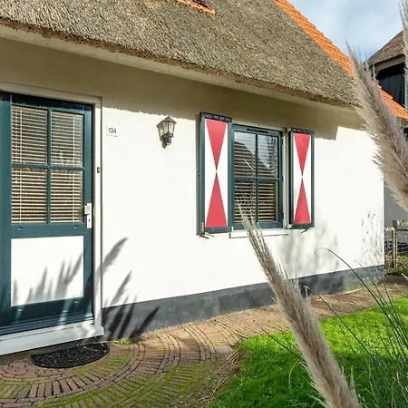 De Buitenplaats 134 With Enclosed Garden *