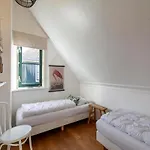 De Buitenplaats 134 With Enclosed Garden Дом отдыха
