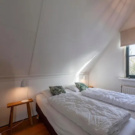 De Buitenplaats 134 With Enclosed Garden Ferienhaus